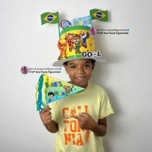 Chapéu e bandeirinha da Copa do Mundo