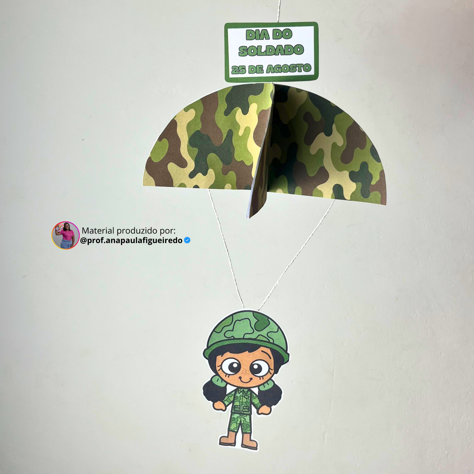 Soldado de paraquedas